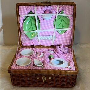 Child’s Wicker Picnic Basket w Porcelain Tea Set